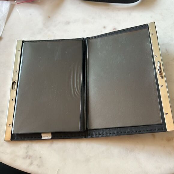 New purple faux croc 4x6 photo album - Picture 2 of 3